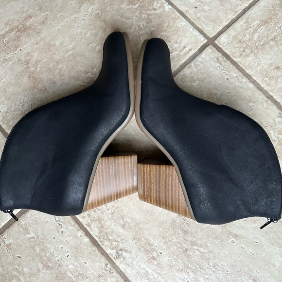 AEROSOLES BOOTIES A2 HEELREST: NEW W/OUT BOX  BLACK  SIZE:9 - Picture 6 of 10